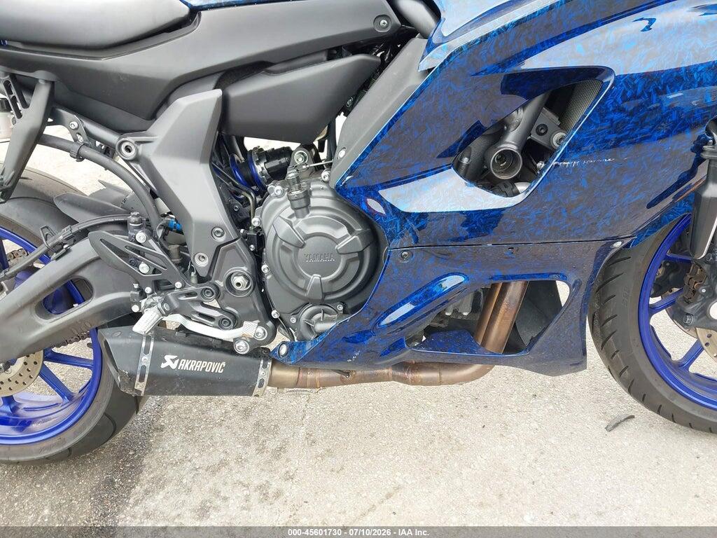 JYARM38E8SA020065 2025 YAMAHA YZFR7 photo no. 8