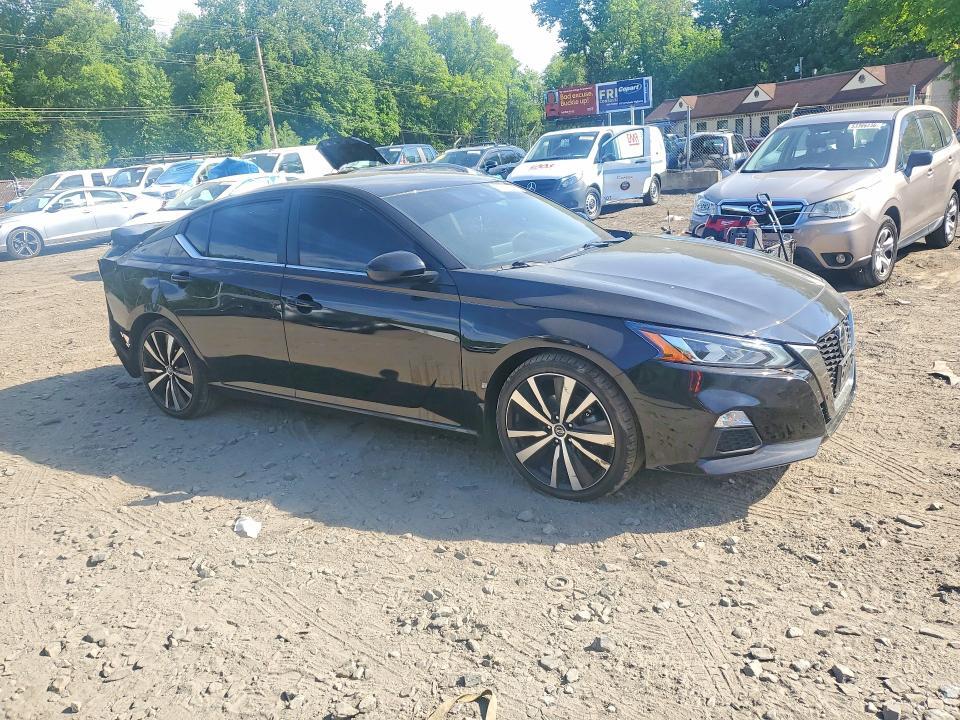 2022 NISSAN ALTIMA SR — Фото 4 из 12