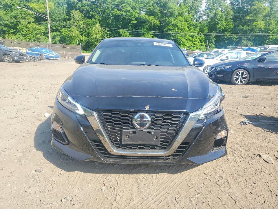 2022 NISSAN ALTIMA SR — Фото 5 из 12