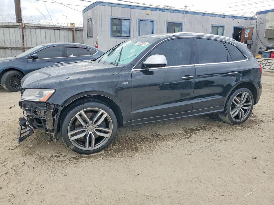 2016 AUDI SQ5 WA1CCAFP4GA089665