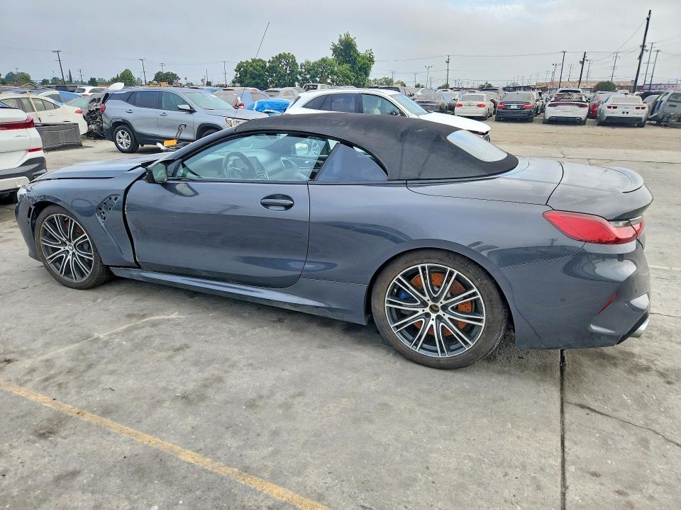2020 BMW M8 — Фото 2 из 12