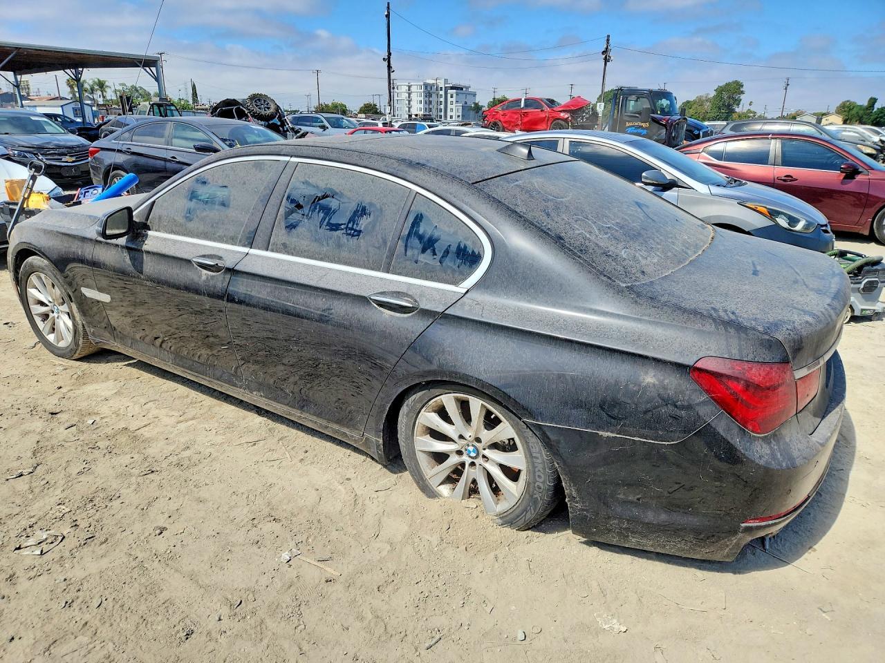 2015 BMW 740 I — Фото 2 из 13