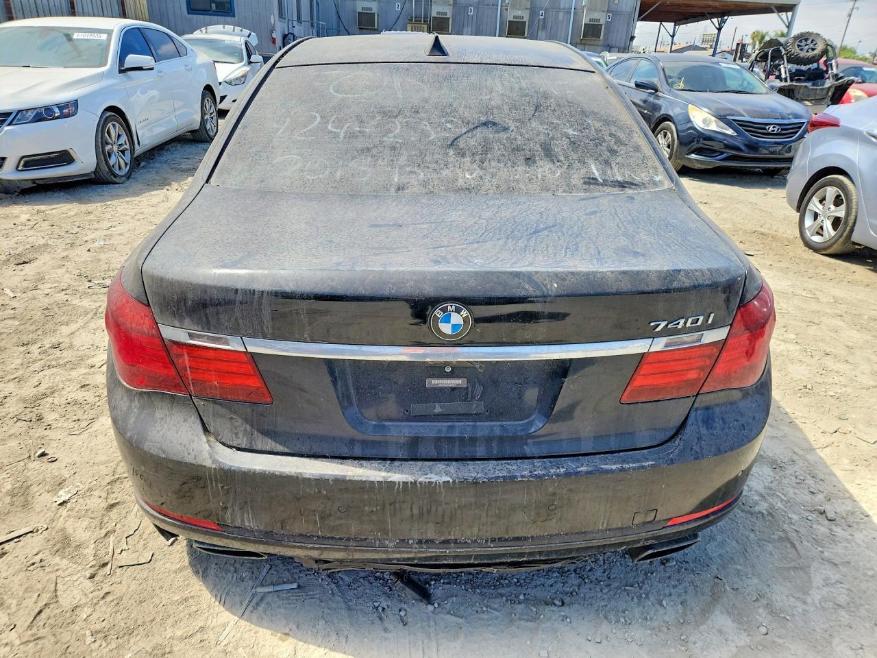 2015 BMW 740 I — Фото 6 из 13