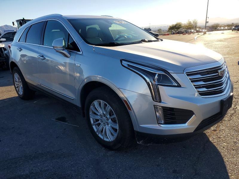 2019 CADILLAC XT5 — Фото 4 из 13