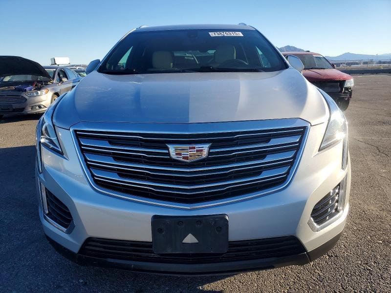2019 CADILLAC XT5 — Фото 5 из 13