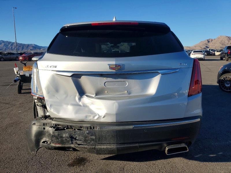 2019 CADILLAC XT5 — Фото 6 из 13