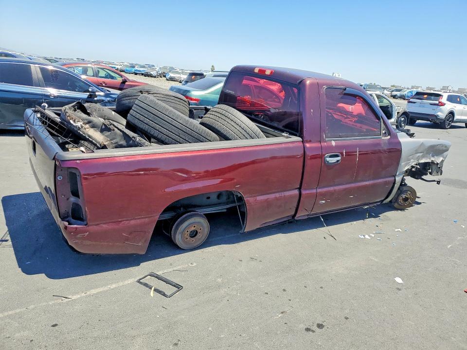 1GCEC14X75Z321871 2005 CHEVROLET SILVERADO photo no. 3