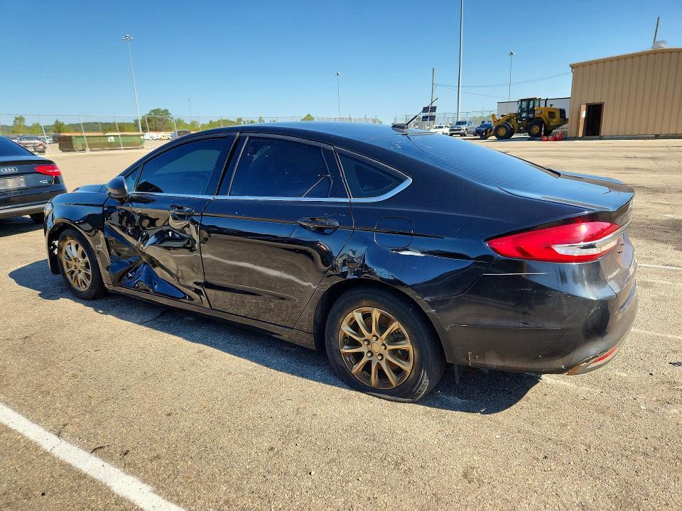 2018 FORD FUSION S — Фото 2 из 12