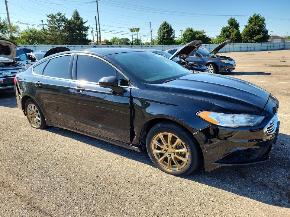 2018 FORD FUSION S — Фото 4 из 12