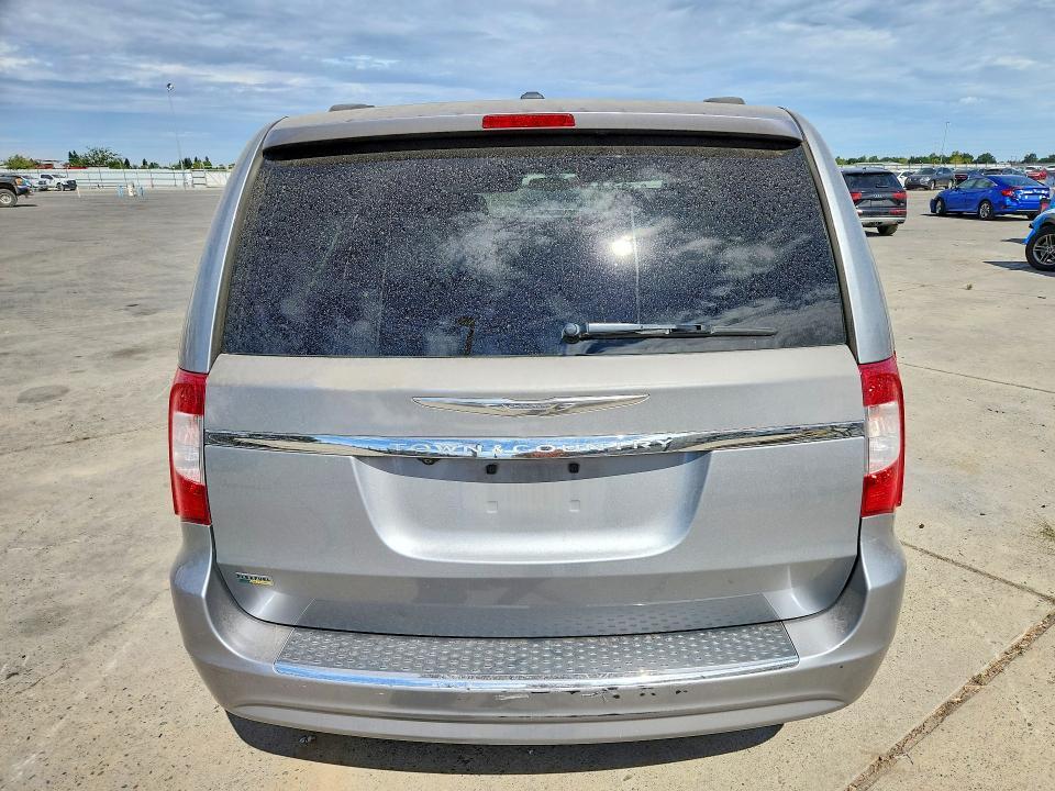 2014 CHRYSLER TOWN & COUNTRY TOURING — Фото 6 из 14