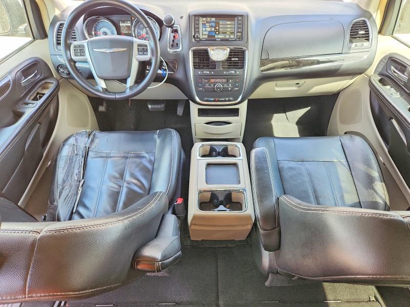 2014 CHRYSLER TOWN & COUNTRY TOURING — Фото 8 из 14