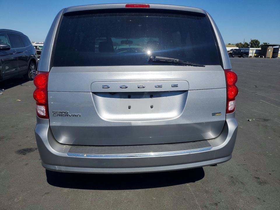 2018 DODGE GRAND CARAVAN SE — Фото 6 из 13
