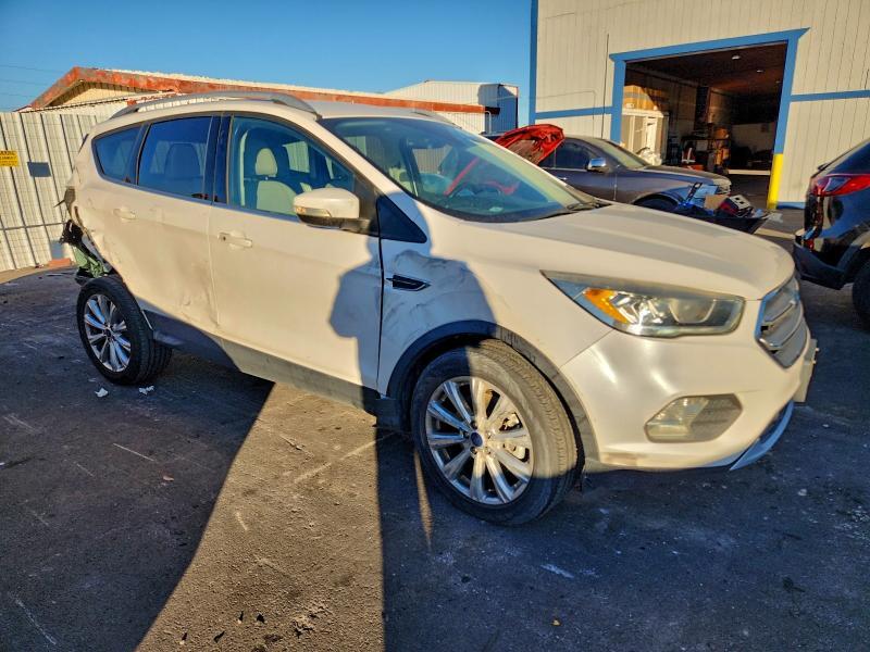 1FMCU0J90HUE97761 2017 FORD ESCAPE photo no. 4