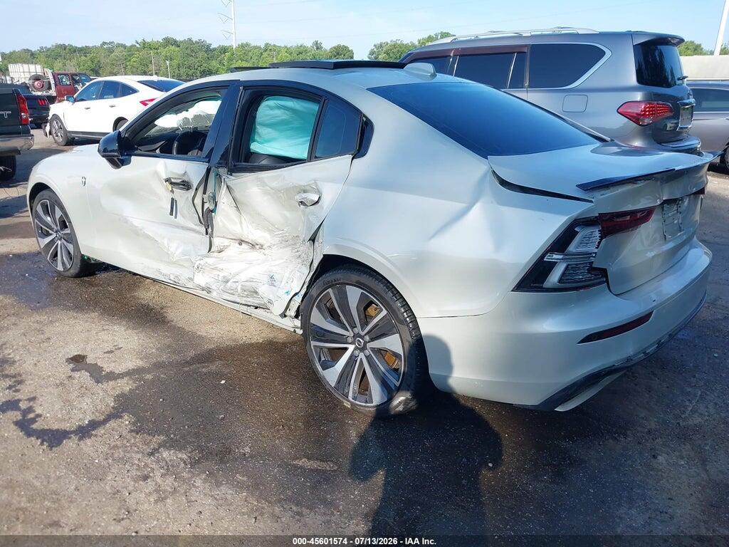 7JRL12TZ9NG154190 2022 VOLVO S60 photo no. 3