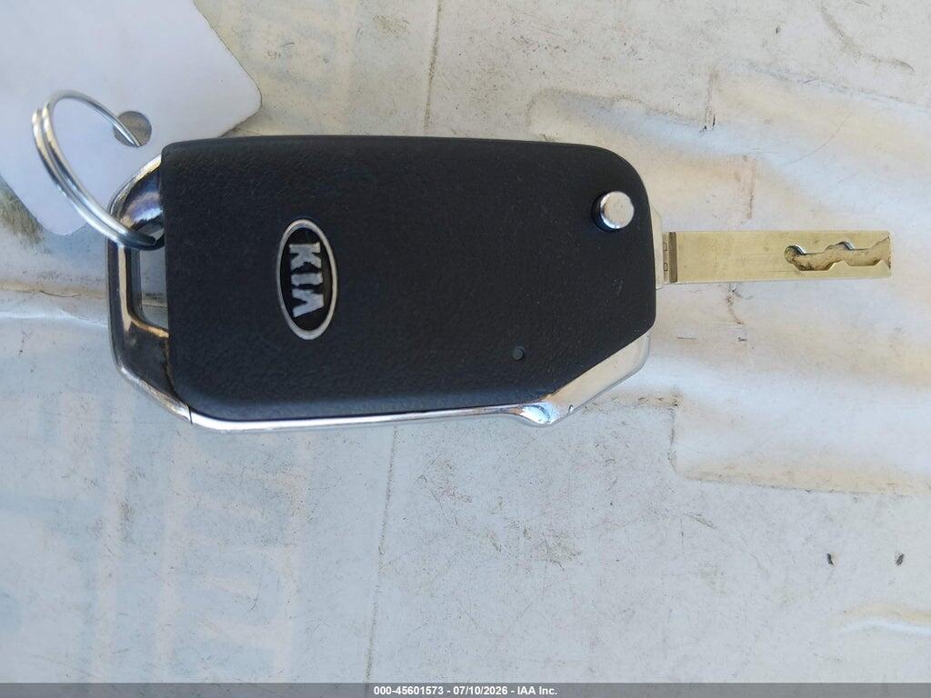 KNDJ63AU5L7001534 2020 KIA SOUL photo no. 11