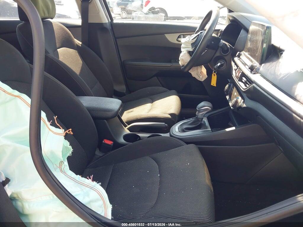 3KPF24AD2KE047117 2019 KIA FORTE photo no. 5