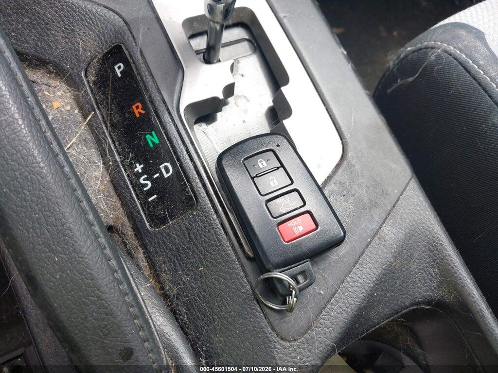 2T3RFREV4JW725807 2018 TOYOTA RAV4 photo no. 11