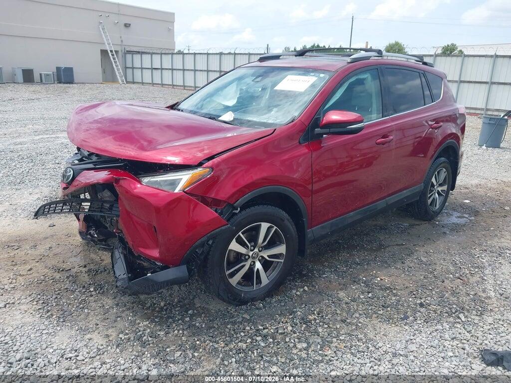 2T3RFREV4JW725807 2018 TOYOTA RAV4 photo no. 2