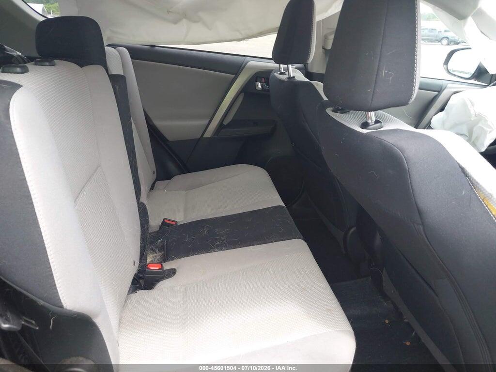 2T3RFREV4JW725807 2018 TOYOTA RAV4 photo no. 8