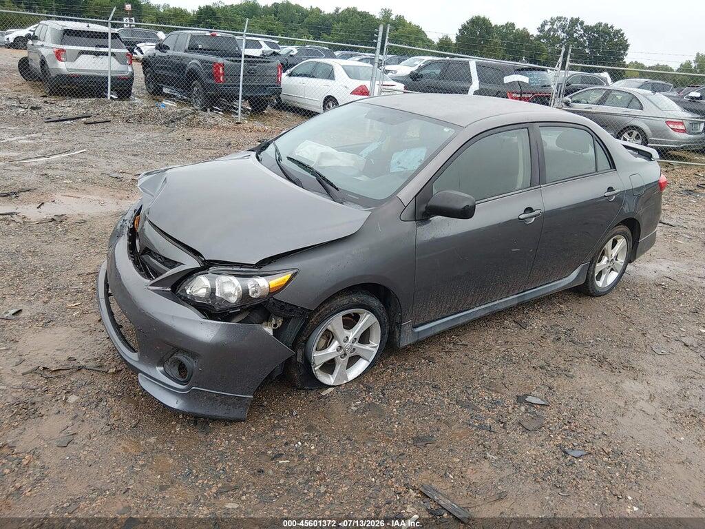 5YFBU4EE7DP084192 2013 TOYOTA COROLLA photo no. 2