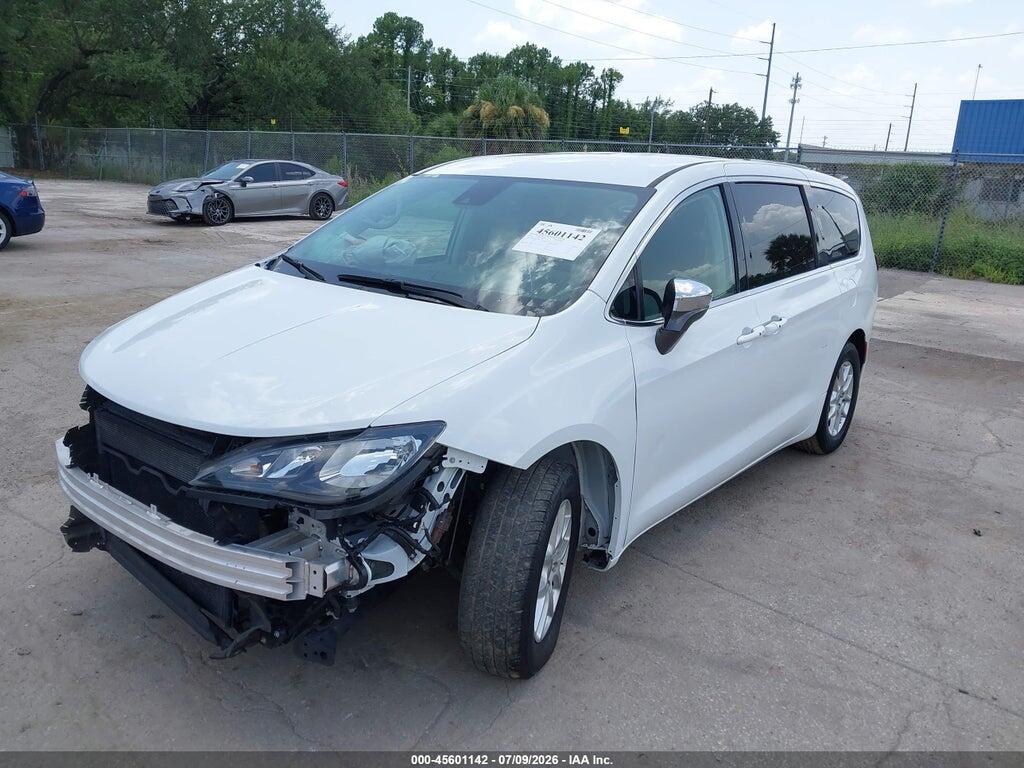 2C4RC1CG2PR596144 2023 CHRYSLER VOYAGER photo no. 2
