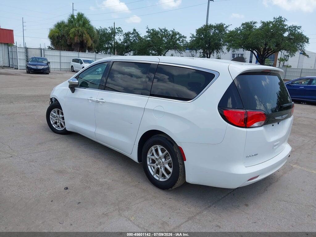 2C4RC1CG2PR596144 2023 CHRYSLER VOYAGER photo no. 3