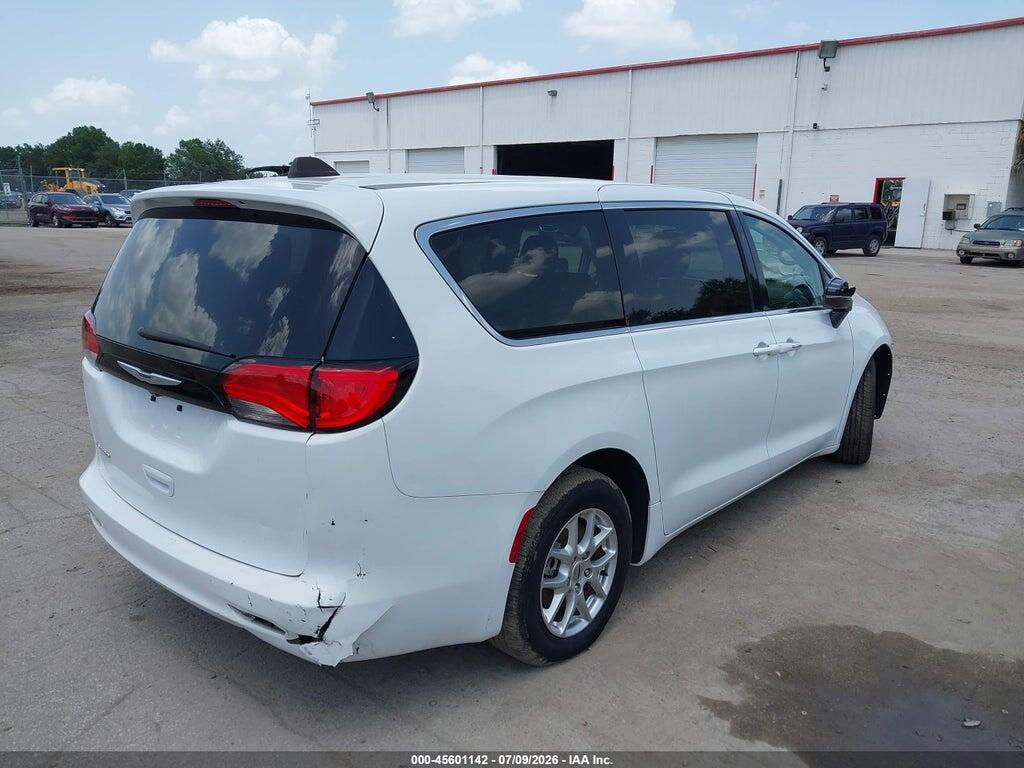 2C4RC1CG2PR596144 2023 CHRYSLER VOYAGER photo no. 4