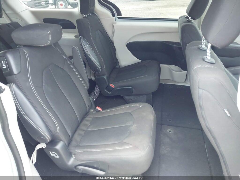 2C4RC1CG2PR596144 2023 CHRYSLER VOYAGER photo no. 8