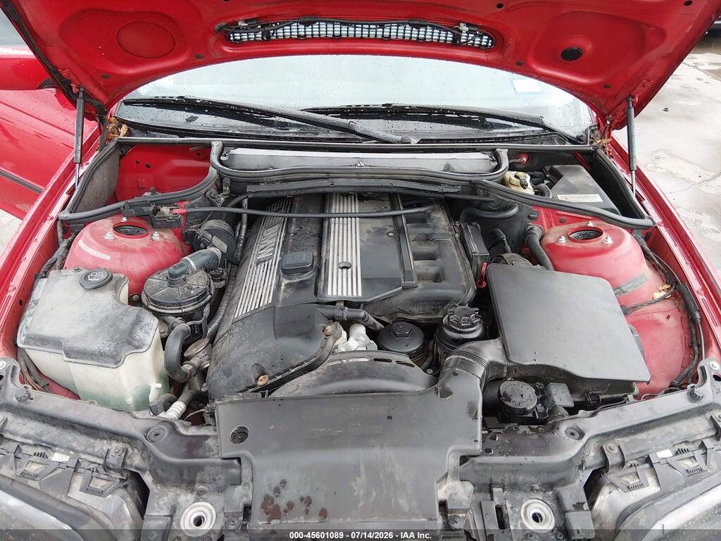 WBAEV33405KW16488 2005 BMW 325I photo no. 10