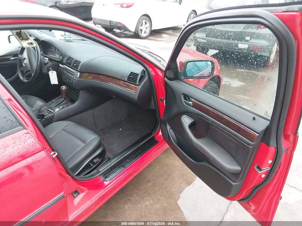 WBAEV33405KW16488 2005 BMW 325I photo no. 5