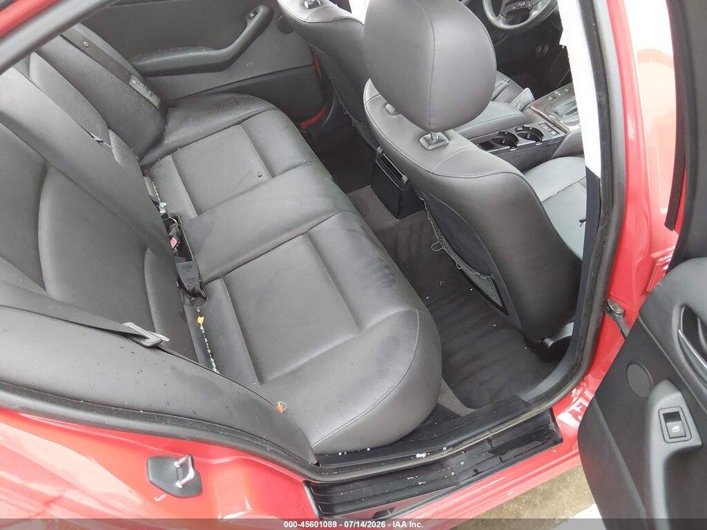 WBAEV33405KW16488 2005 BMW 325I photo no. 8