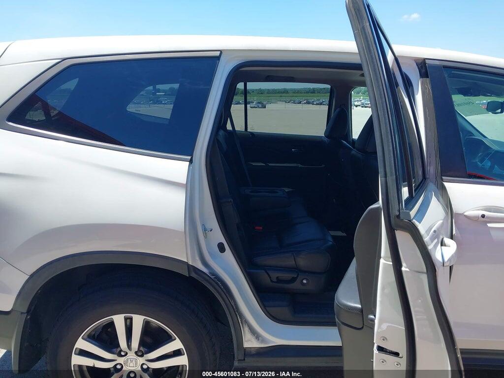 5FNYF6H58HB086174 2017 HONDA PILOT photo no. 8