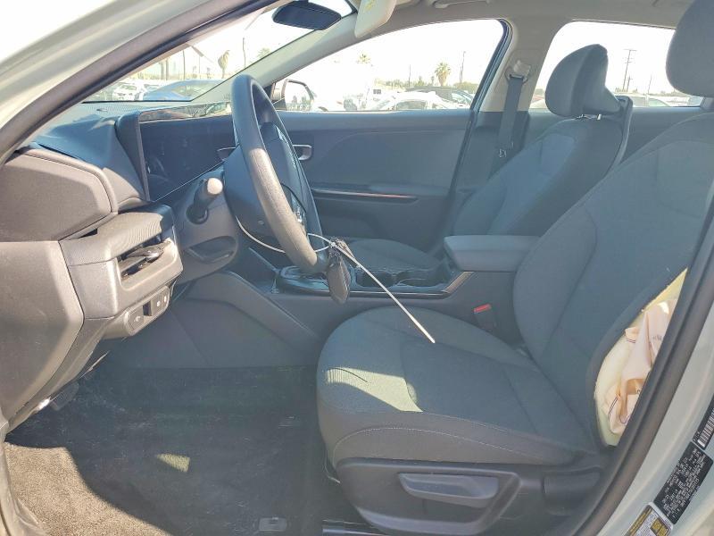 2025 KIA K4 LXS — Фото 7 из 12
