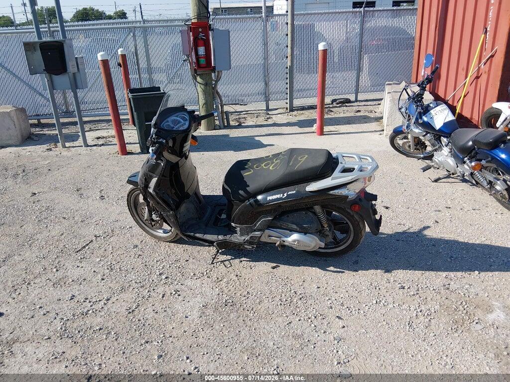 RFBD1H1169B250710 2009 KYMCO USA INC PEOPLE photo no. 12