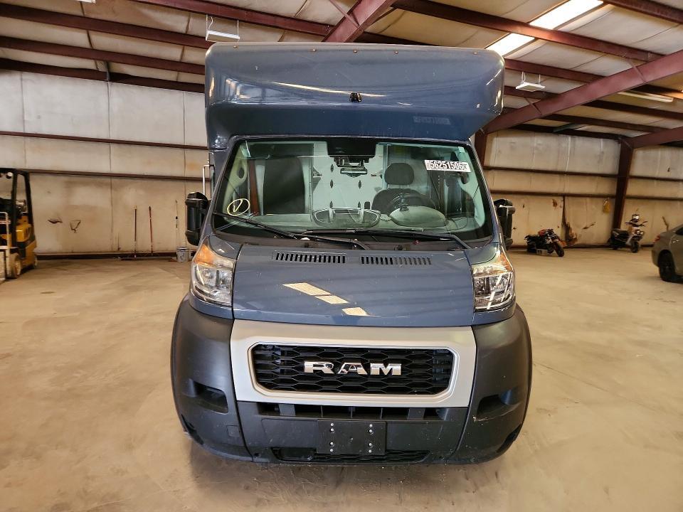 2022 RAM PROMASTER - DELIVERY TRUCK — Фото 4 из 11