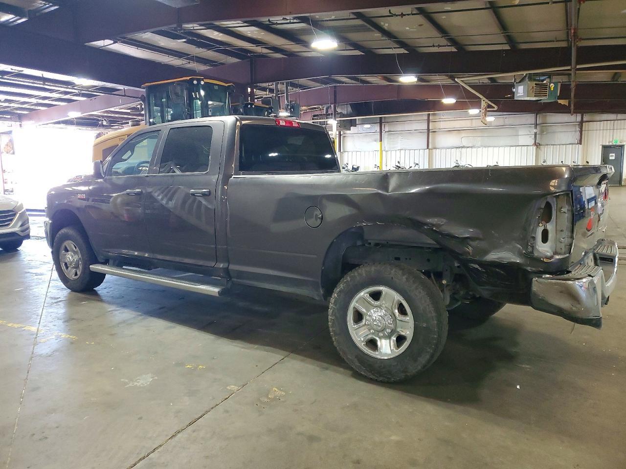 2022 RAM 2500 TRADESMAN — Фото 2 из 12