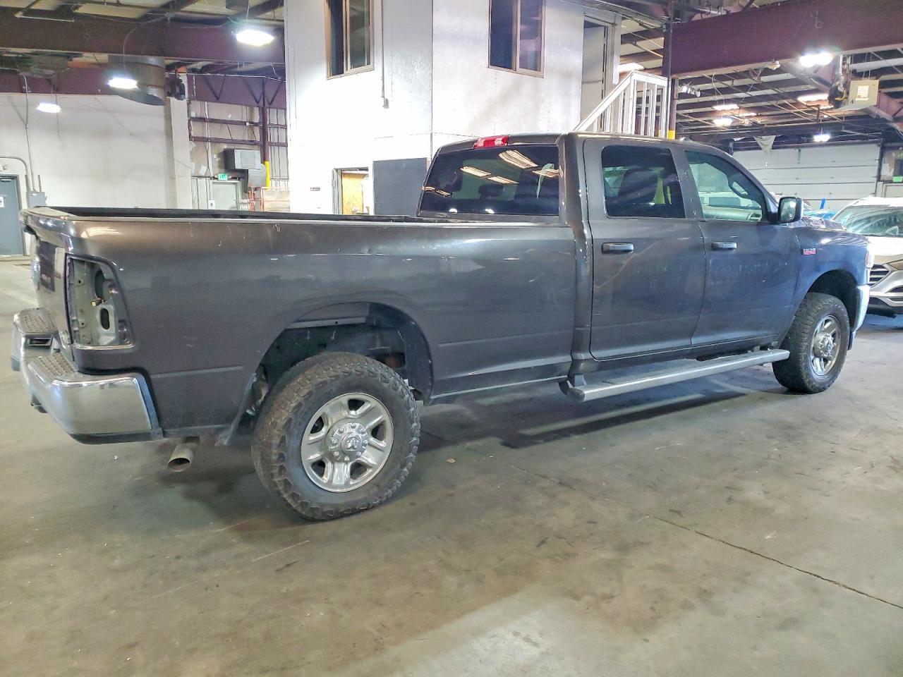 2022 RAM 2500 TRADESMAN — Фото 3 из 12