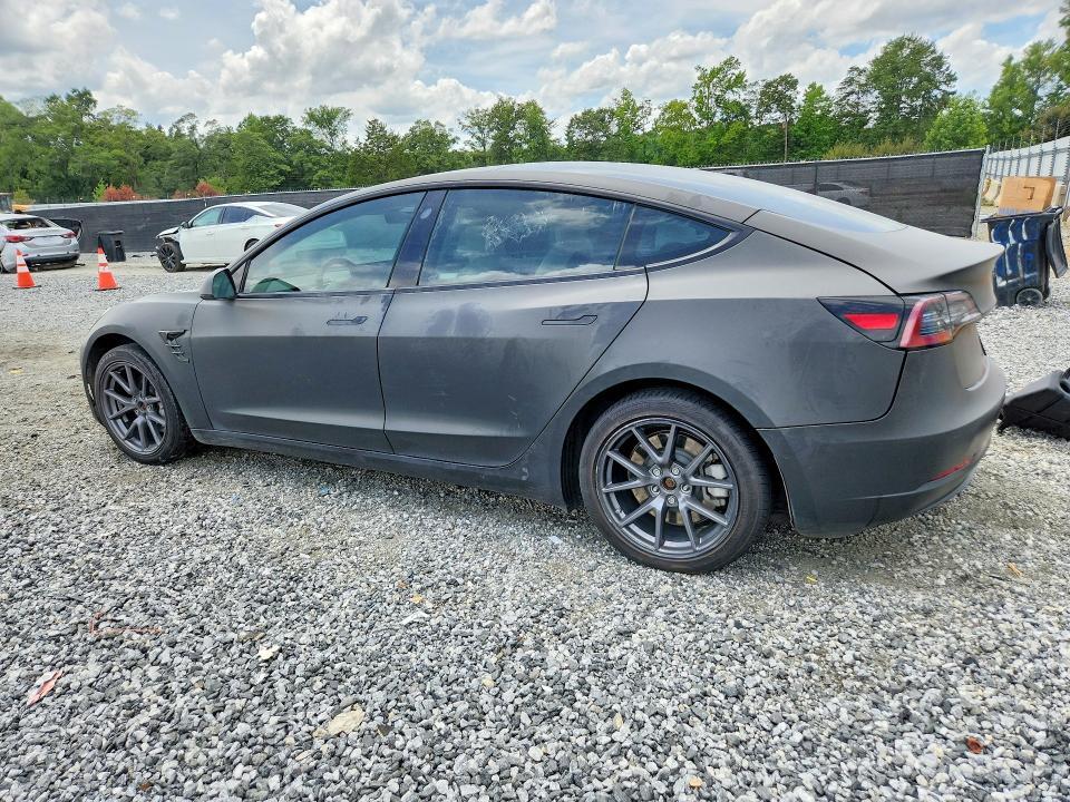2022 TESLA MODEL 3 — Фото 2 из 13