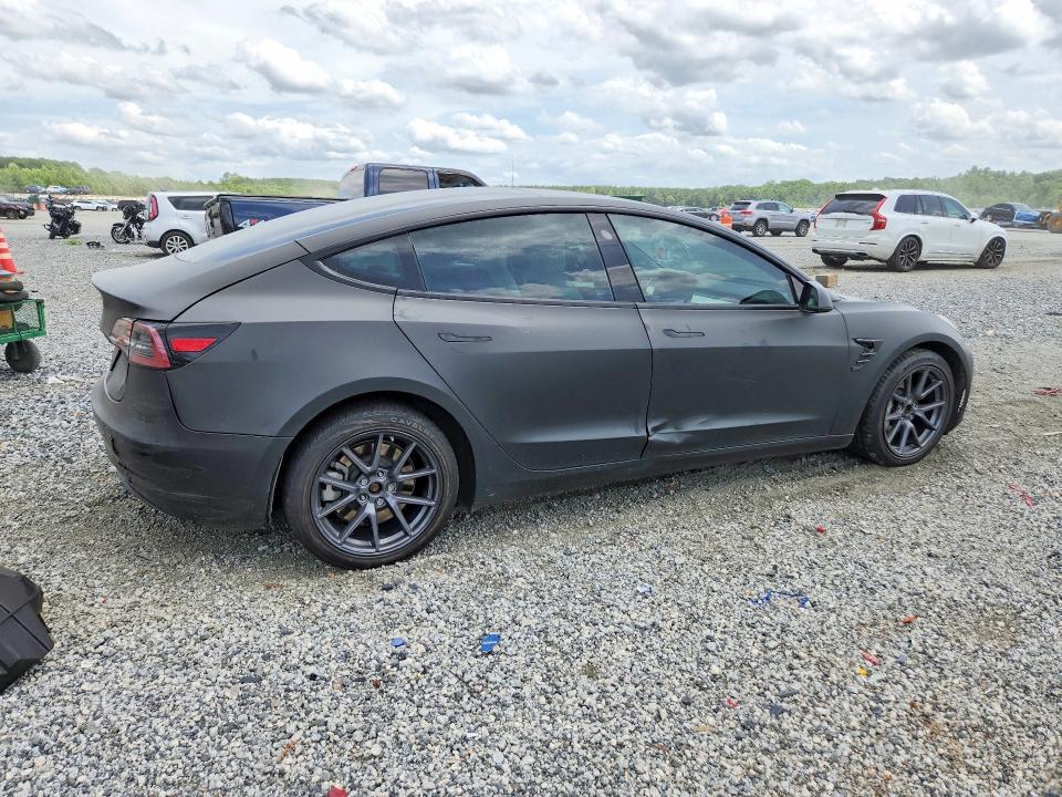2022 TESLA MODEL 3 — Фото 3 из 13