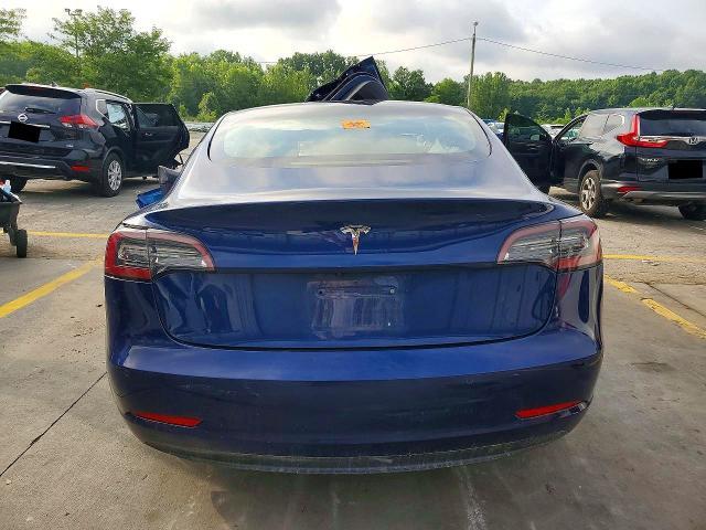2022 TESLA MODEL 3 — Фото 6 из 12