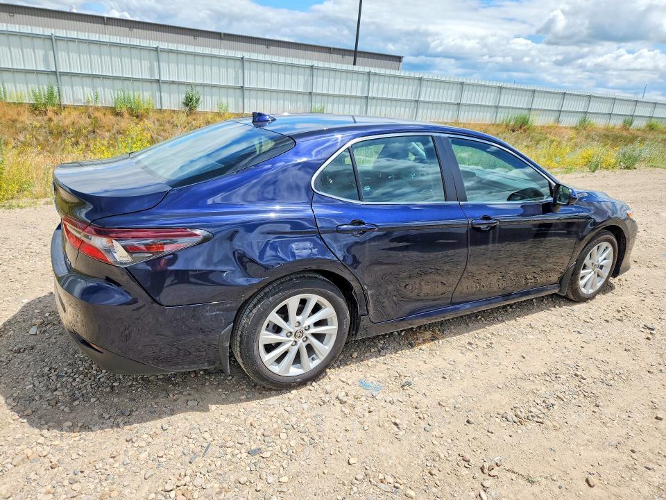 2022 TOYOTA CAMRY LE — Фото 3 из 12