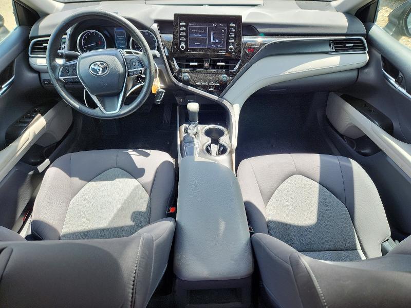 2022 TOYOTA CAMRY LE — Фото 8 из 12