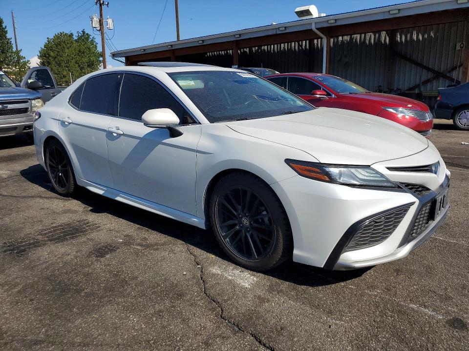 2022 TOYOTA CAMRY XSE — Фото 4 из 12