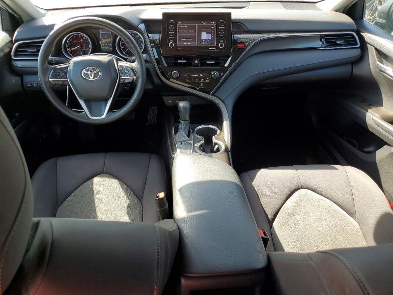 2022 TOYOTA CAMRY LE — Фото 8 из 12