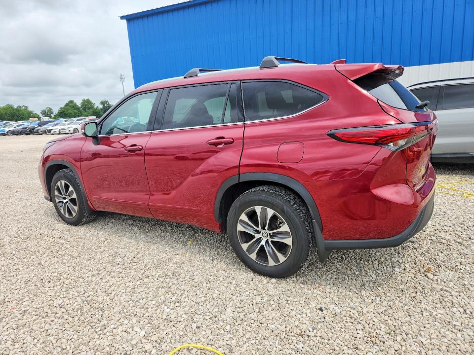 5TDHZRBH9NS561768 2022 TOYOTA HIGHLANDER photo no. 2