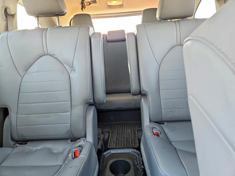2022 TOYOTA HIGHLANDER XLE — Фото 10 из 14