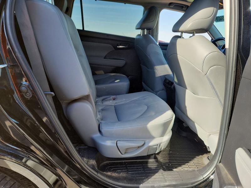 2022 TOYOTA HIGHLANDER XLE — Фото 11 из 14