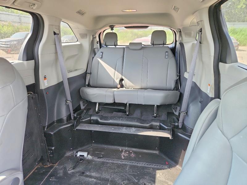 5TDJRKEC8NS123042 2022 TOYOTA SIENNA photo no. 10