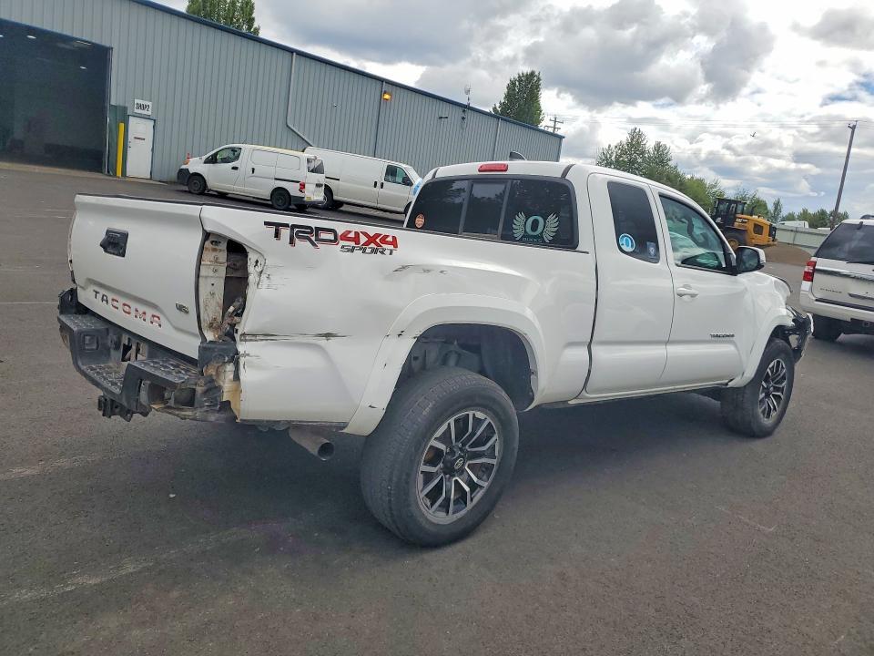 2022 TOYOTA TACOMA TRD SPORT — Фото 3 из 12