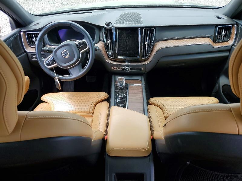 2022 VOLVO XC60 T8 RECHARGE INSCRIPTION — Фото 8 из 13